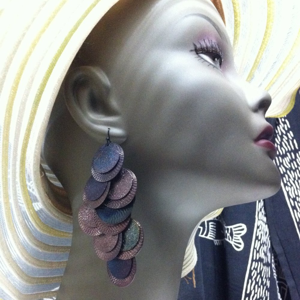 Metal Statement earrings - Picture 3 of 7